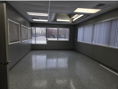 More Photos Of 44396 Reynolds Dr, Clinton Township Warehouse For Sale
