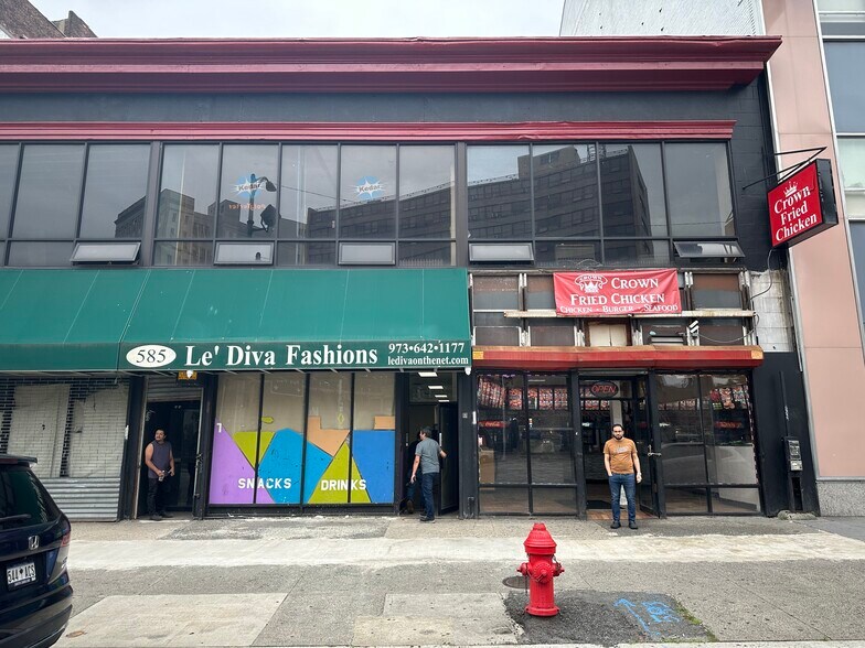 More Photos Of 583-587 Broad St, Newark Storefront Retail Office For Lease