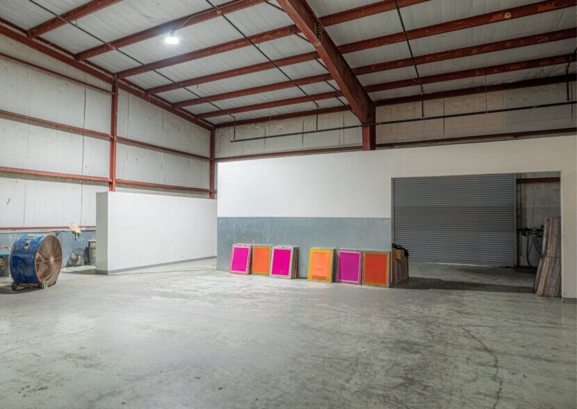 More Photos Of 1514 Shiloh Ave, Bryan Warehouse For Lease