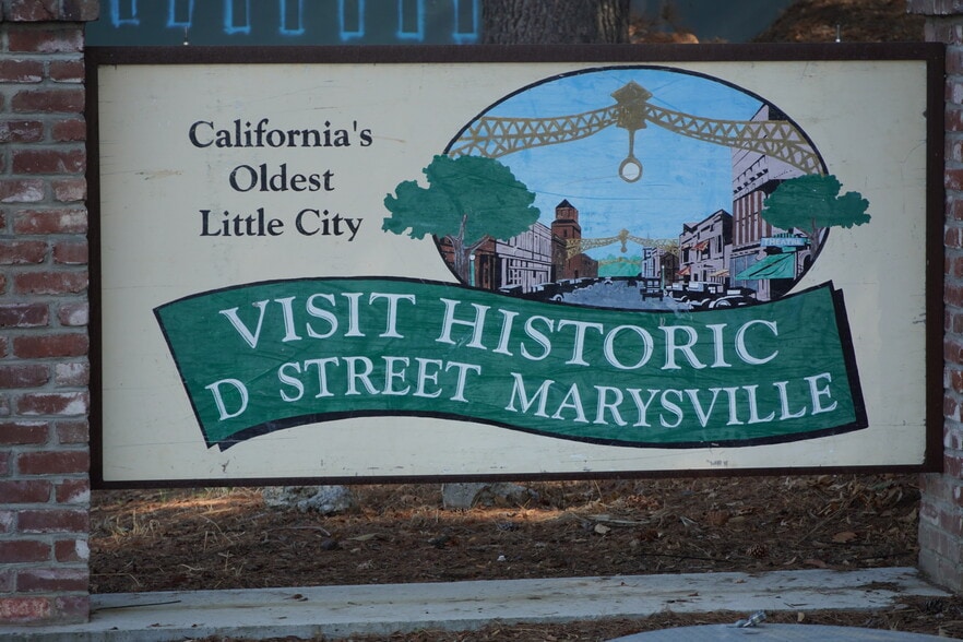 More Photos Of 400-406 D St, Marysville Storefront For Lease