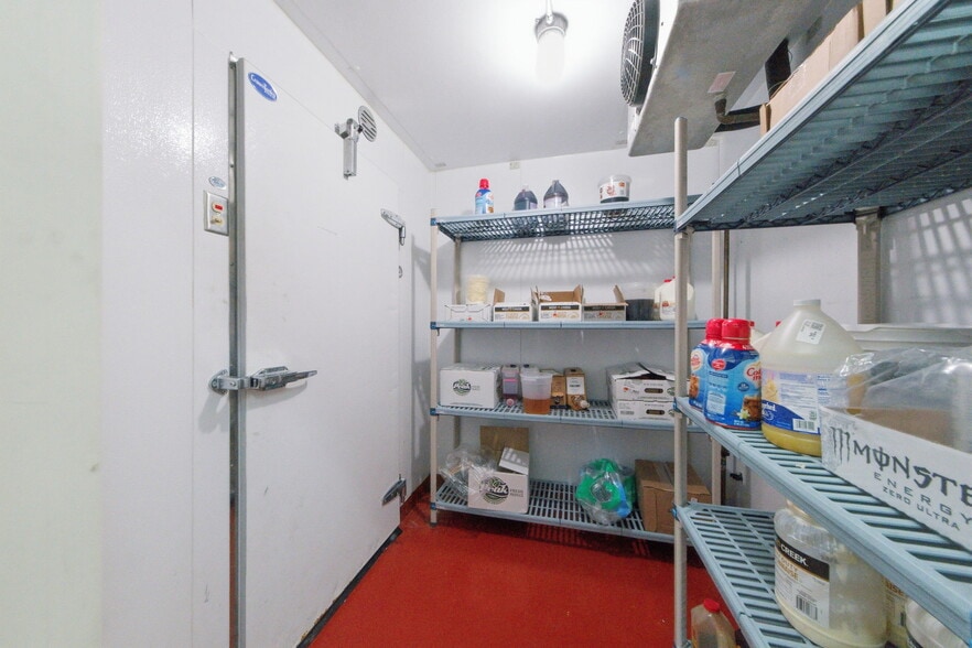 More Photos Of 50 County Road 120, Saint Cloud Fast Food For Sale