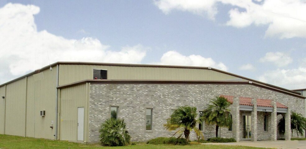Primary Photo Of 206-208 W Hi-Line Rd, Pharr Warehouse For Lease