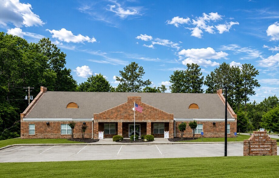 More Photos Of 3210 Highway 15 N, Laurel Office For Sale