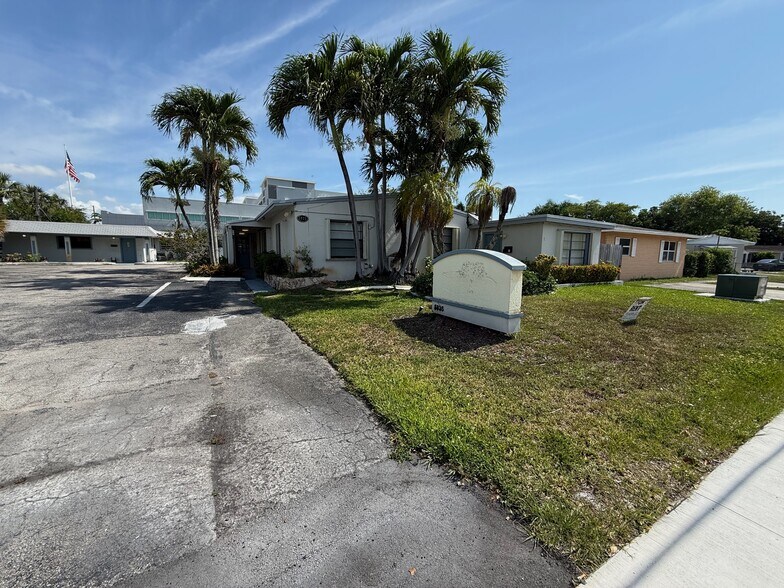More Photos Of 5935 Taft St, Hollywood Medical For Lease
