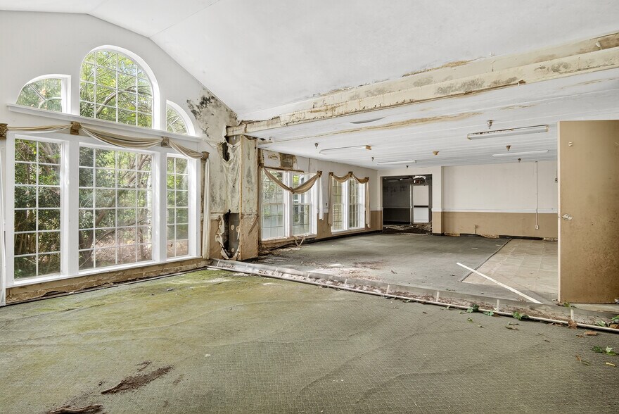 More Photos Of 306 S Allen Rd, Wake Forest Apartments For Sale