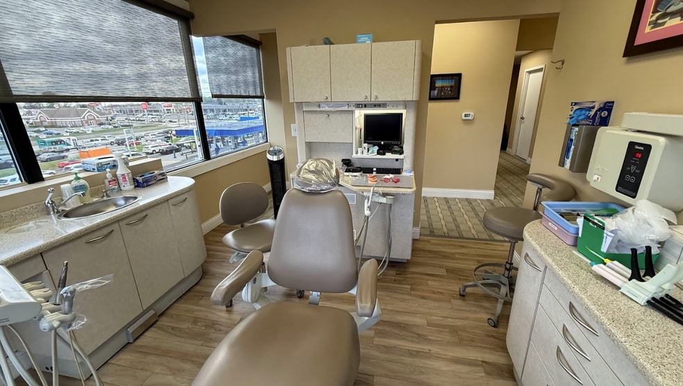 More Photos Of 2137 Welsh Rd, Philadelphia Medical For Sale