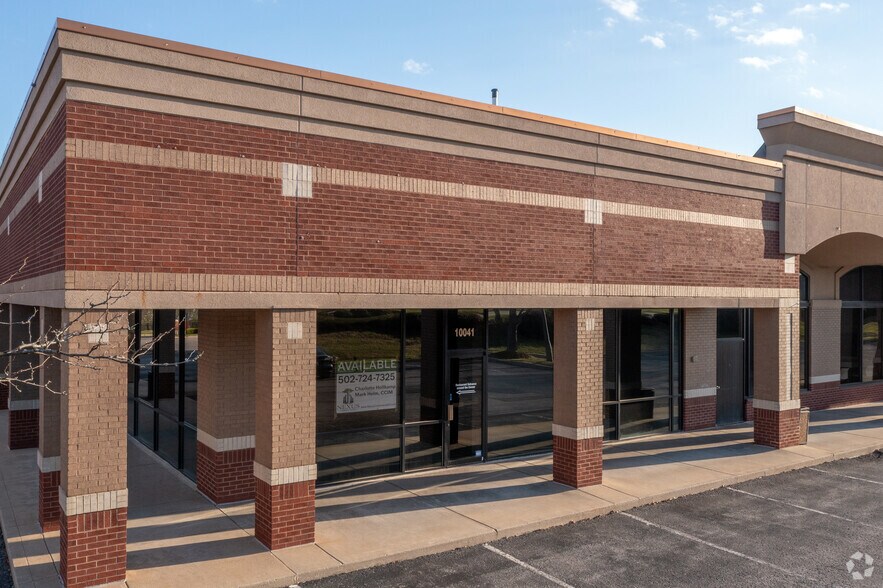 More Photos Of 10001-10041 Forest Green Blvd, Louisville Unknown For Lease