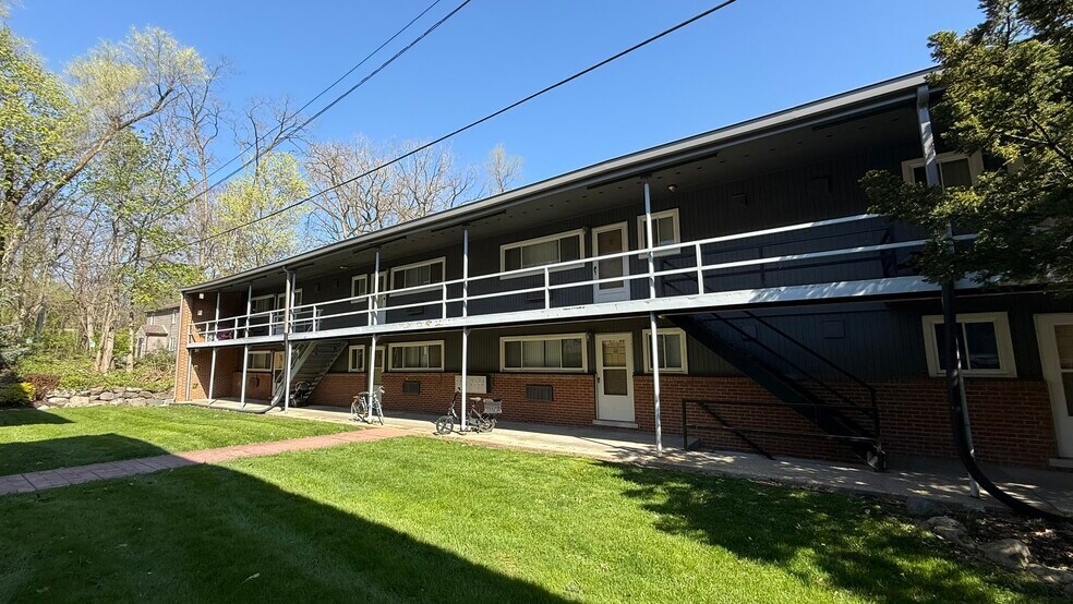 More Photos Of 1000 W Huron St, Ann Arbor Apartments For Sale