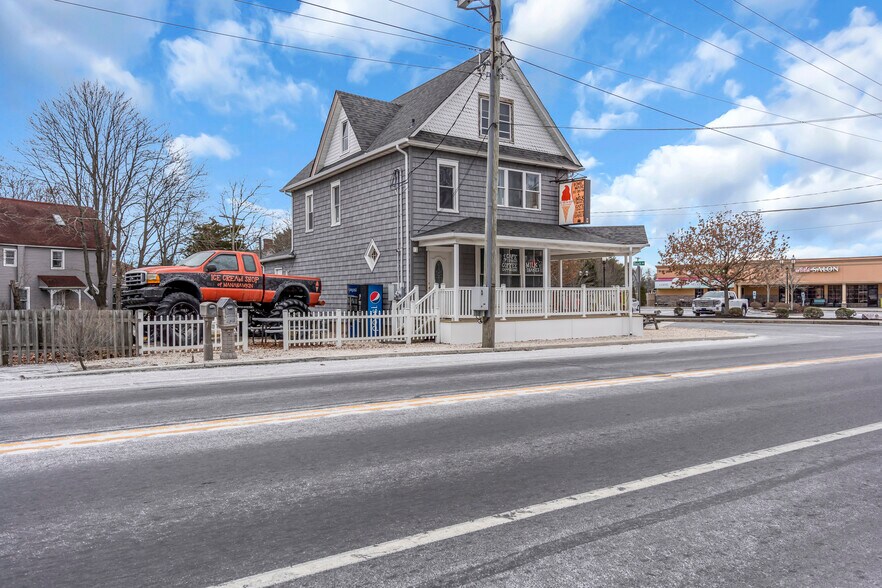 More Photos Of 59 N Main St, Manahawkin Freestanding For Sale