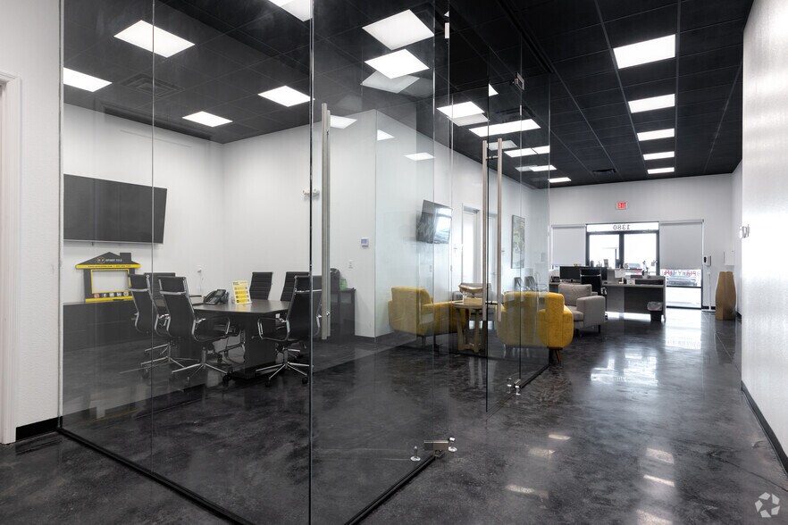 More Photos Of 1340 S Narcoossee Rd, Saint Cloud Unknown For Lease