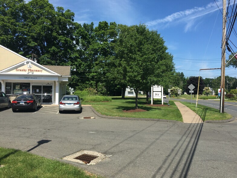 More Photos Of 9 Hartford Ave, Granby Storefront Retail Office For Lease