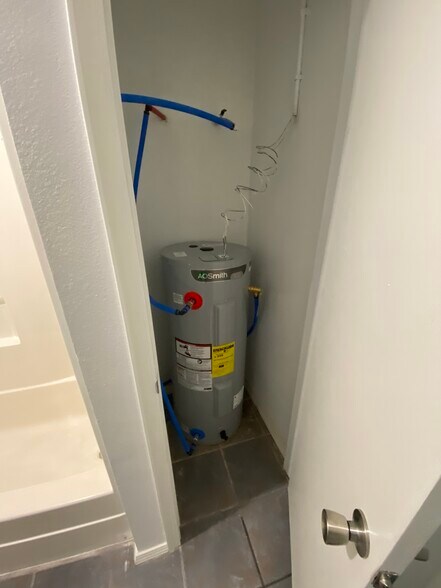 More Photos Of 12494 Montana Ave, El Paso Office For Lease