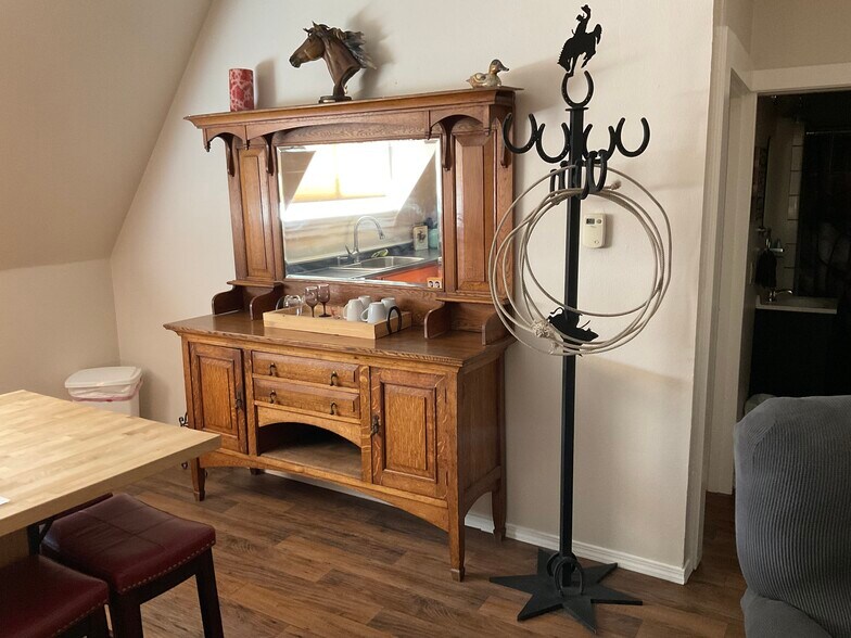 More Photos Of 155 Townsend St, Cedarville Apartments For Sale