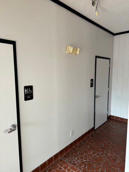 More Photos Of 221 Cherry Rd, Rock Hill Restaurant For Lease