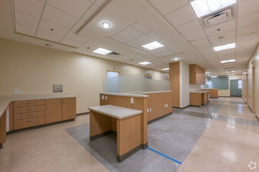 More Photos Of 5580 W Flamingo Rd, Las Vegas Medical For Lease