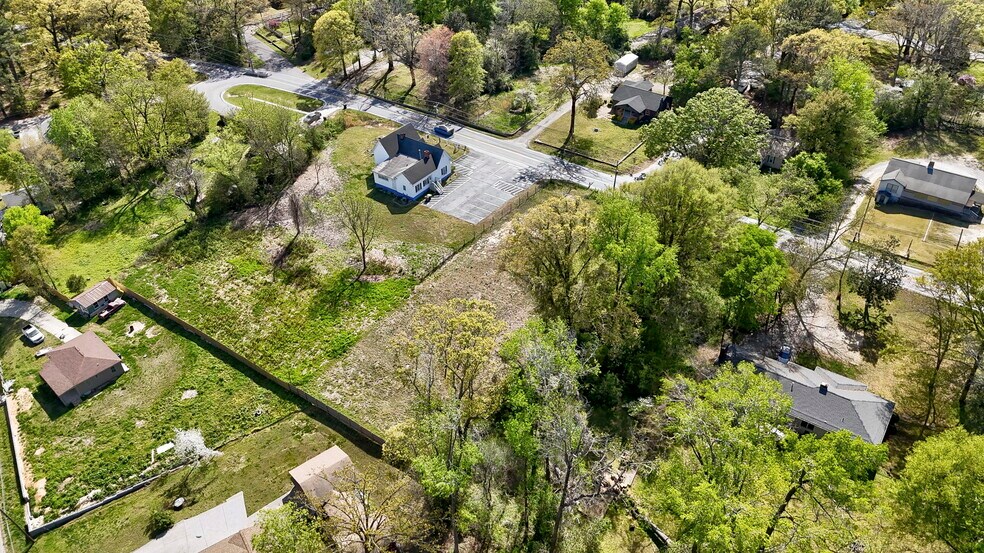 More Photos Of 6720 S Sweetwater Rd, Lithia Springs Office For Sale