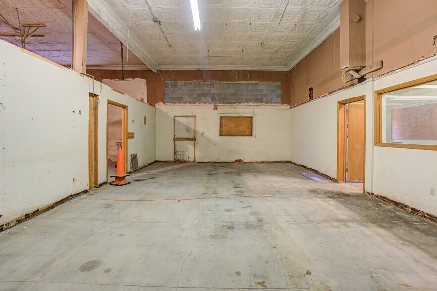 More Photos Of 1301 Buddy Holly Ave, Lubbock Warehouse For Lease
