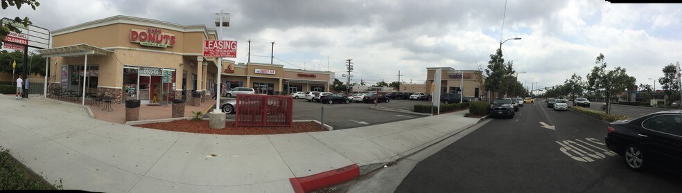 More Photos Of 12920 Hawthorne Blvd, Hawthorne Freestanding For Lease