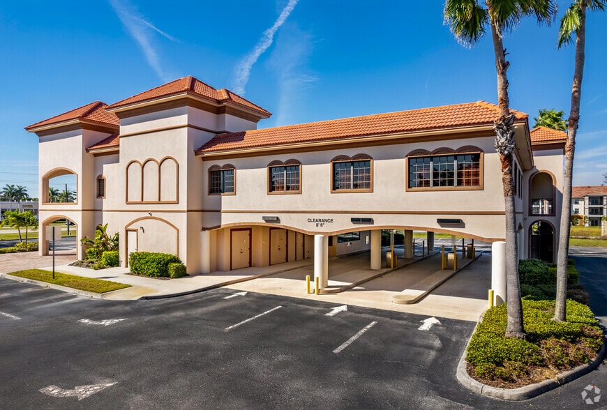 More Photos Of 1307 Tamiami Trl, Osprey Medical For Lease