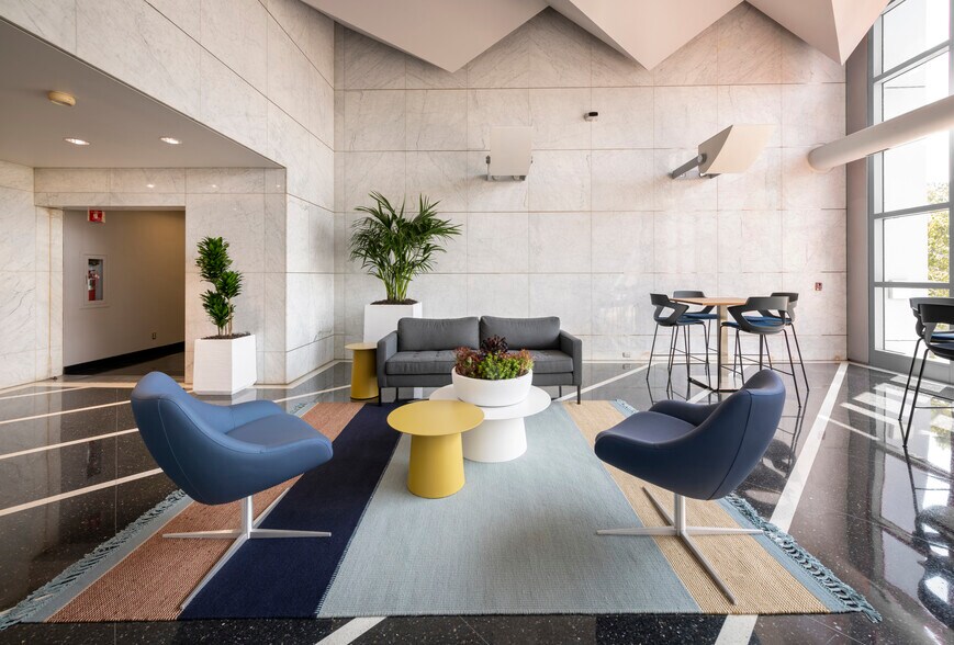 More Photos Of 2350 Mission College Blvd, Santa Clara Office For Lease