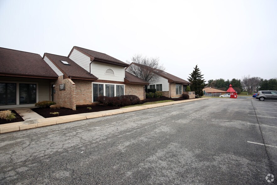 More Photos Of 49-59 Kensington Pky, Abingdon Office For Lease