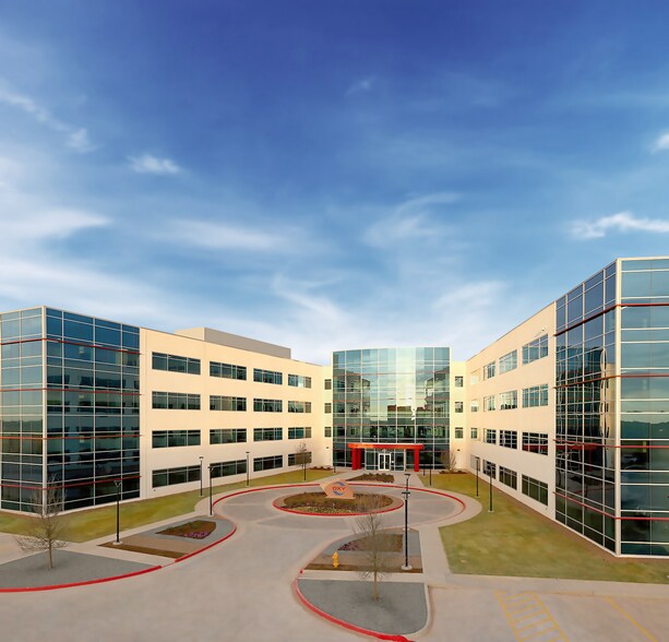 More Photos Of 6001 Deauville, Midland Office For Lease