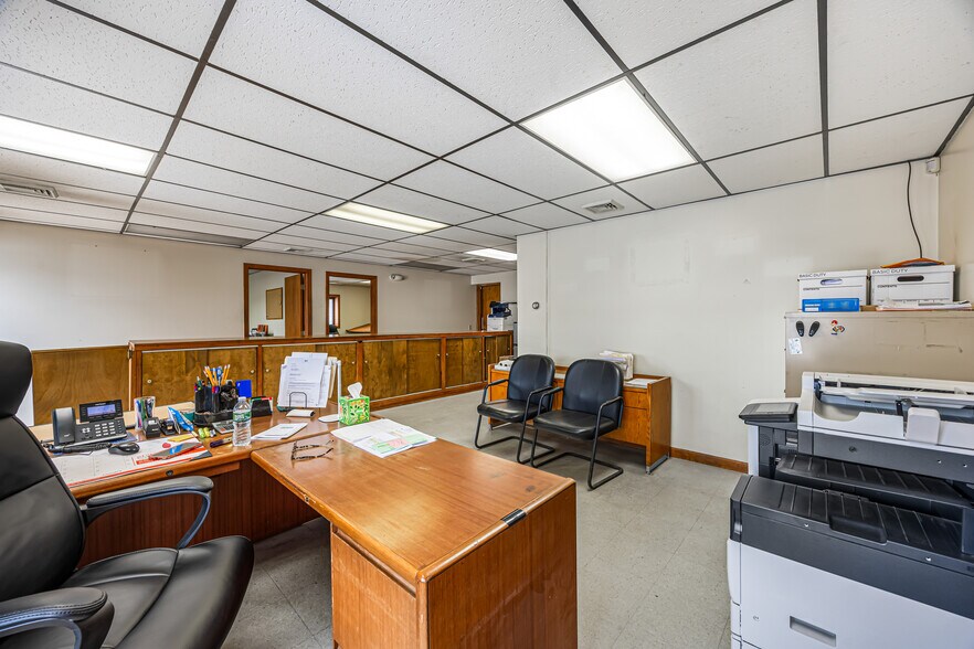 More Photos Of 165 Carmelinas Cir, Ludlow Industrial For Lease