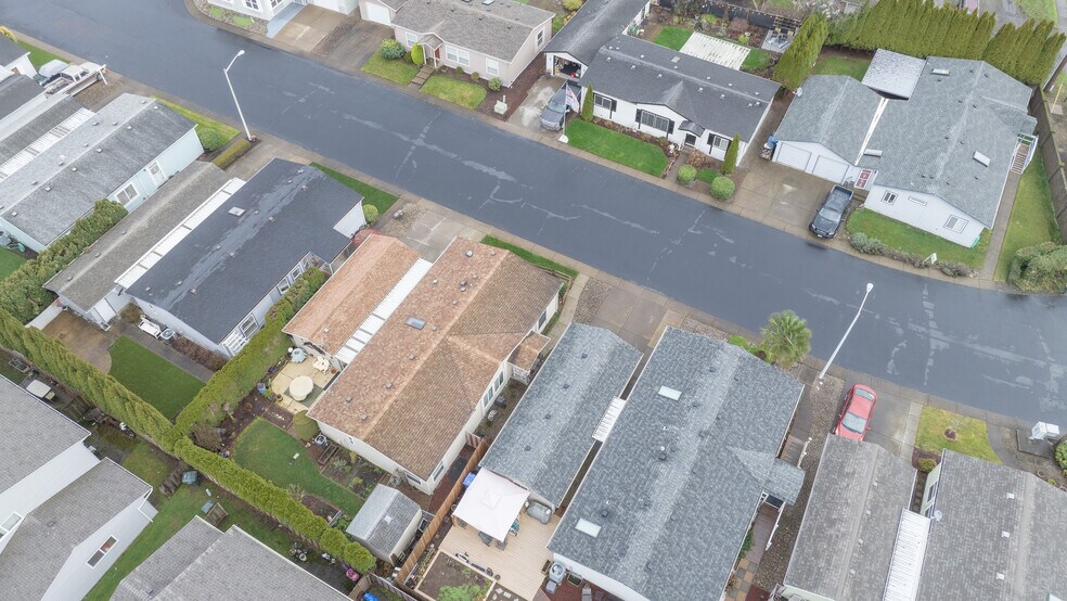 More Photos Of 3445 Hidden View Ln NE, Salem Manufactured Housing Mobile Home Park For Sale