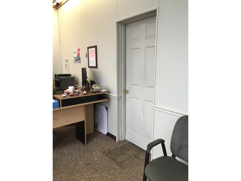 More Photos Of 223-225 Main St, Binghamton Auto Dealership For Sale