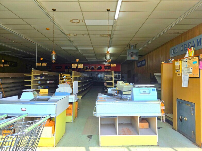 More Photos Of 24 W Main St, Mohawk Convenience Store For Sale