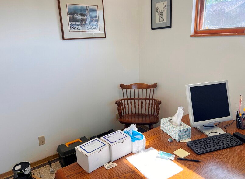 More Photos Of 9 Birch St NE, Remer Medical For Sale