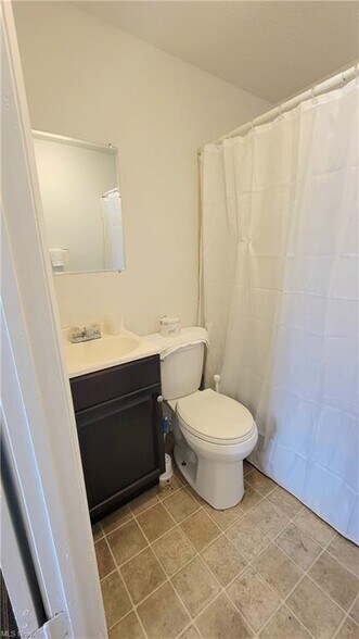 More Photos Of 3537 Liberty Ave, Vermilion Hotel For Sale