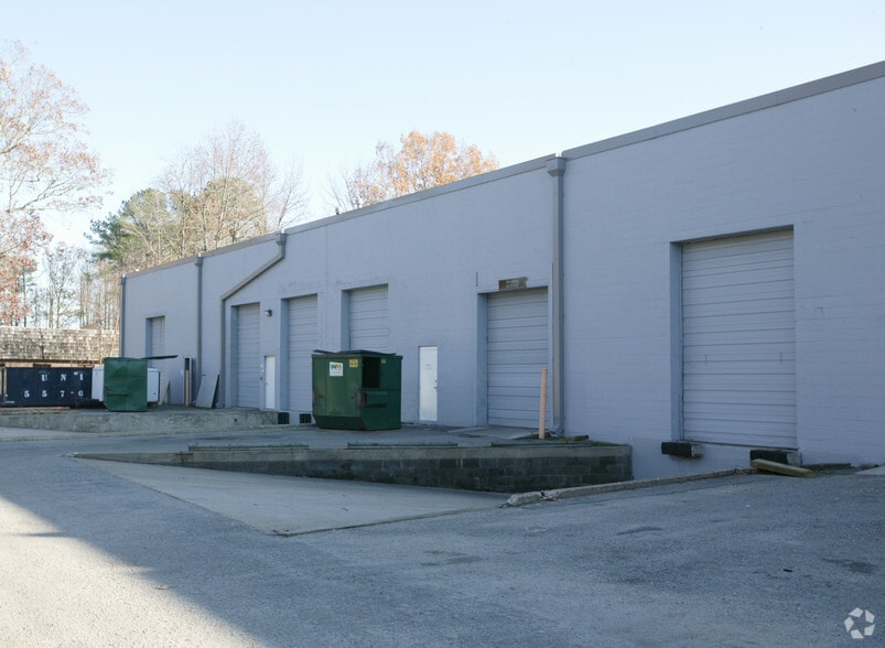 More Photos Of 2700 Avenger Dr, Virginia Beach Flex For Lease