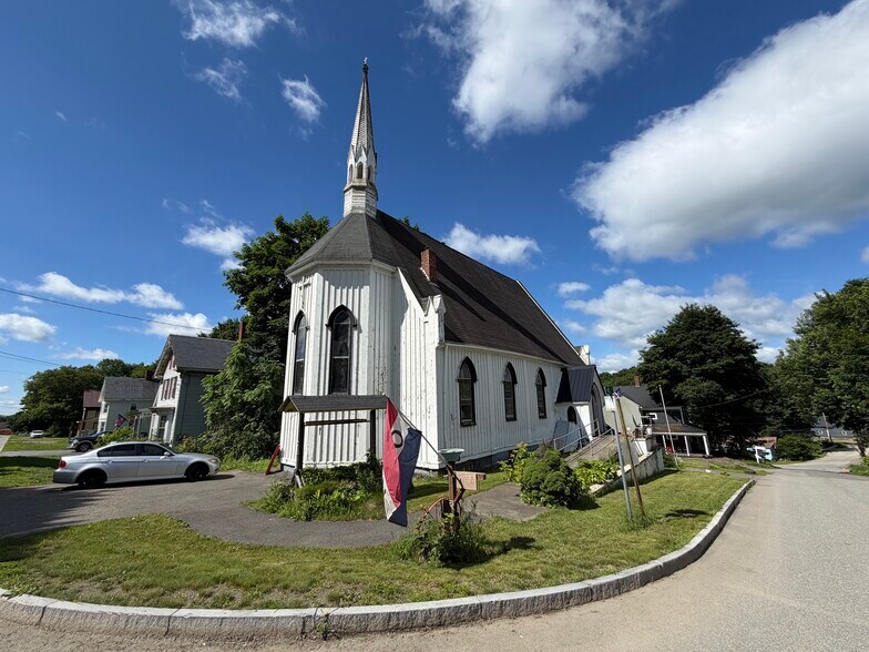 Primary Photo Of 103 Spring St, Dexter Religious Facility For Sale