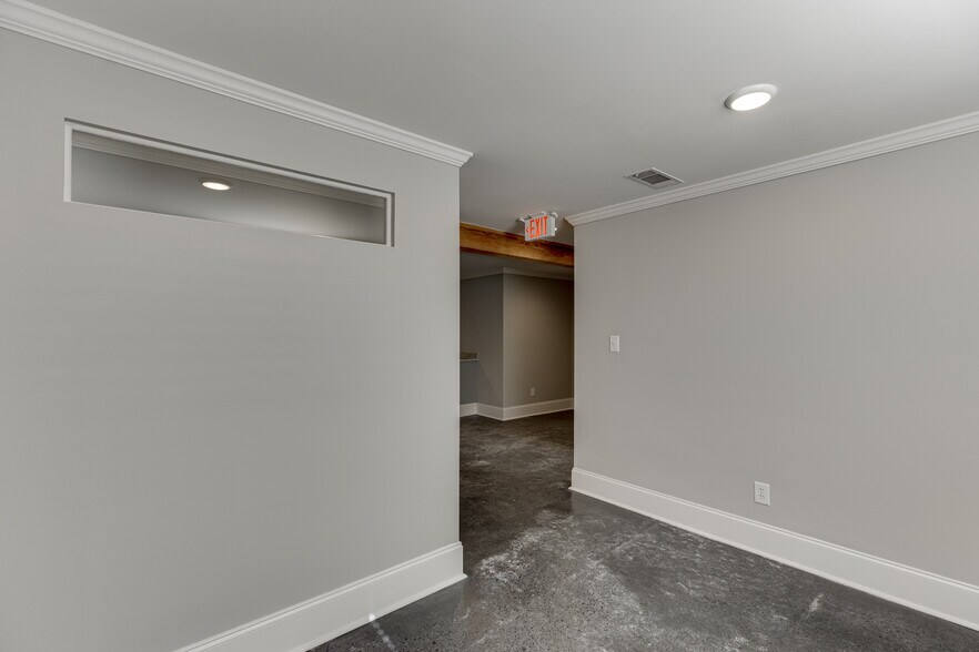 More Photos Of 55 Scott St, Buford Office For Lease