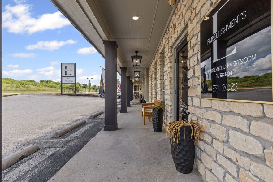 More Photos Of 621 N FM 1187, Aledo Office For Lease