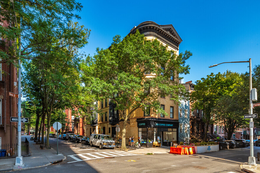 Primary Photo Of 35 Pineapple St, Brooklyn Apartments For Sale