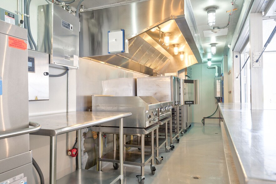 More Photos Of 601 Avenue of the Palms, San Francisco Hospitality For Sale