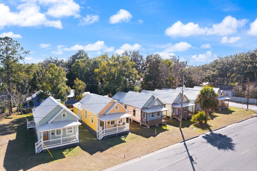 Primary Photo Of , Brunswick Specialty For Sale