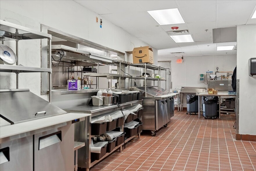 More Photos Of 2100 W White Oaks Dr, Springfield Restaurant For Sale