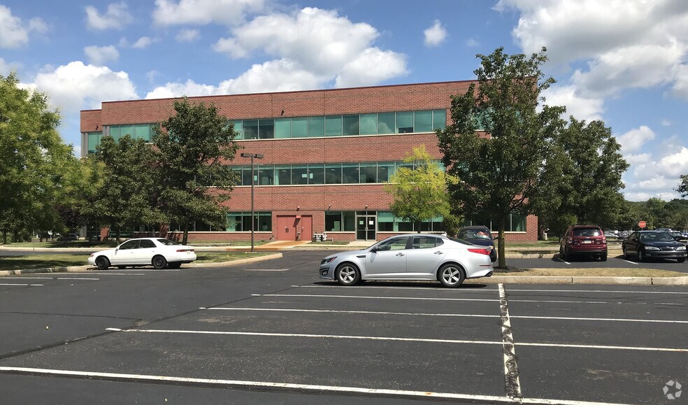 More Photos Of 800 Township Line Rd, Yardley Unknown For Lease