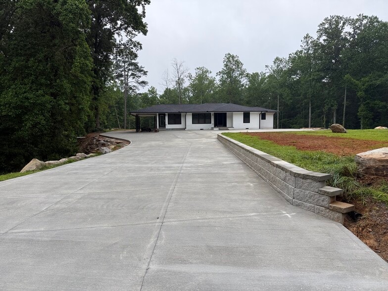 More Photos Of 2521 Reinhardt College Pky, Canton Office For Sale