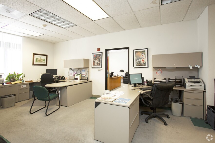 More Photos Of 601 N Golden Circle Dr, Santa Ana Medical For Sale