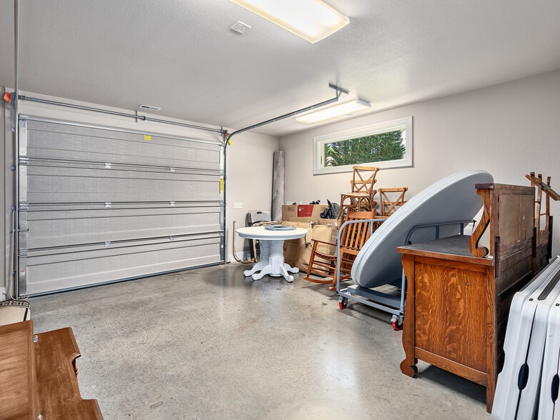 More Photos Of 355 Johnson Dr, Canton Specialty For Sale