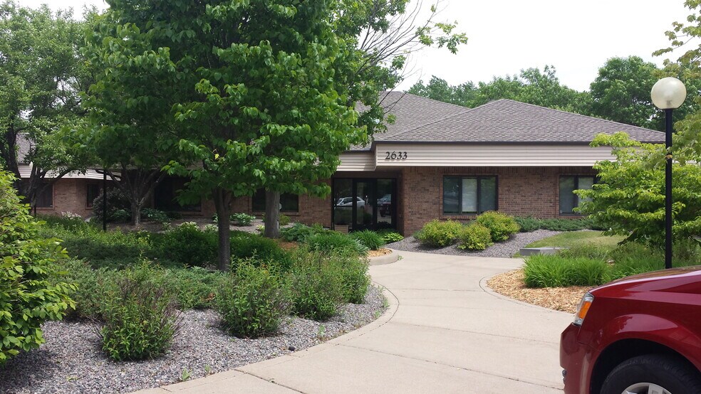 Primary Photo Of 2633 Innsbruck Dr, New Brighton Office For Sale