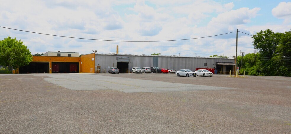 More Photos Of 1400 E State St, Hamilton Manufacturing For Lease