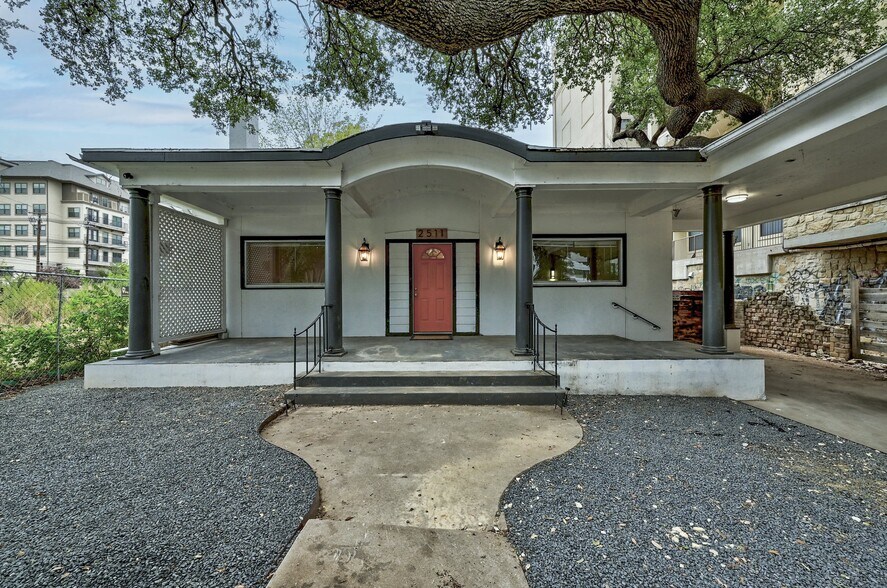 More Photos Of 2511 San Gabriel St, Austin Multifamily For Sale