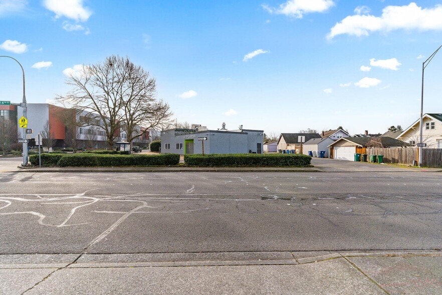 Primary Photo Of 351 Park Ave N, Renton Restaurant For Sale