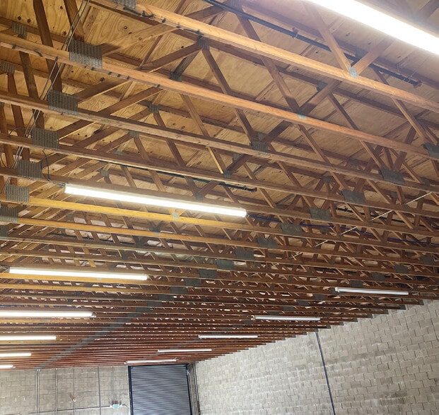 More Photos Of 12581 Branford St, Pacoima Manufacturing For Sale