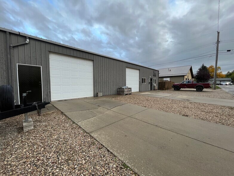 More Photos Of 602 E 6th St, Sheridan Industrial For Sale